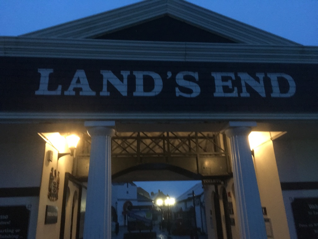 Land's End Label